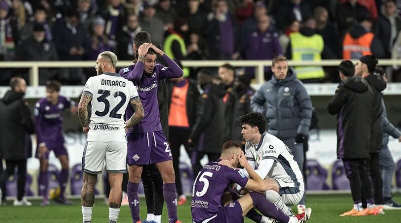 Edoardo Bove Kolaps di Lapangan, Laga Fiorentina vs Inter Milan Ditunda