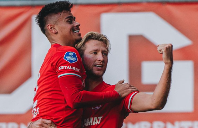 Twente vs Almere City, Thom Haye Absen, Mees Hilgers Main Full Bawa Timnya Menang 1-0